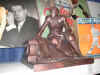 AmericanIdolStatue.JPG (638157 bytes)