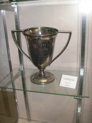 pict0330.jpg (208243 bytes)