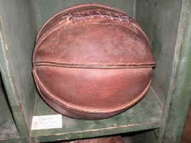 pict0307 (copy).jpg (159882 bytes)