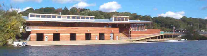 Gilder Boat House.jpg (43563 bytes)