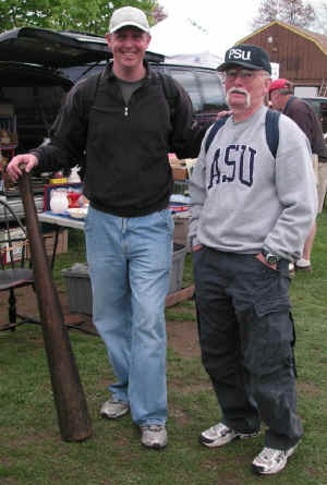 PICT0408_900x1200.jpg (207468 bytes)