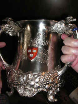 PICT1458_900x1200.jpg (199051 bytes)