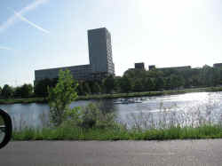 PICT1484_1200x900.jpg (204982 bytes)