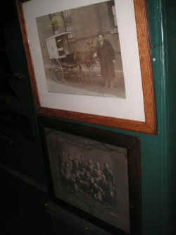 PICT1551_900x1200.jpg (121236 bytes)