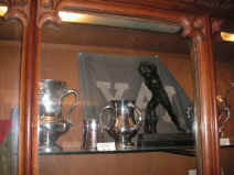 PICT1745_1200x900.jpg (203103 bytes)