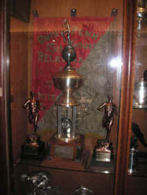 PICT1746_900x1200.jpg (162082 bytes)