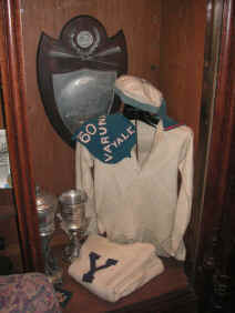 PICT1759_900x1200.jpg (167076 bytes)