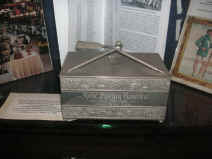 PICT1761_1200x900.jpg (186613 bytes)