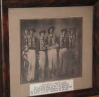 PICT1763_1200x900.jpg (180512 bytes)