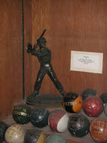 PICT1774_900x1200.jpg (169685 bytes)