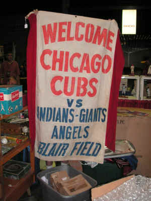 PICT2099_900x1200.jpg (165902 bytes)