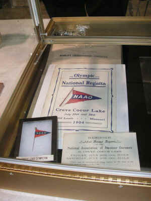 PICT2240_900x1200.jpg (155796 bytes)