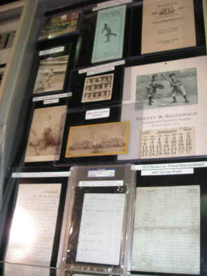 PICT2317_900x1200.jpg (135023 bytes)