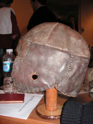 PICT2420_900x1200.jpg (178937 bytes)