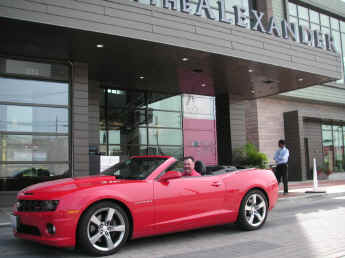 Carlton in Camaro.JPG (185232 bytes)