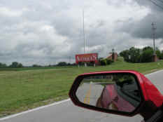 Incoming1.JPG (130012 bytes)