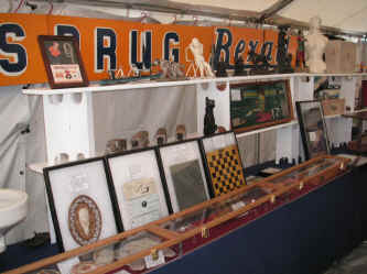 PICT0152_1200x900.jpg (201309 bytes)