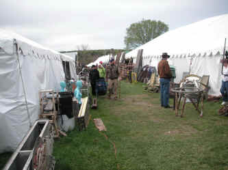 PICT0199_1200x900.jpg (204881 bytes)