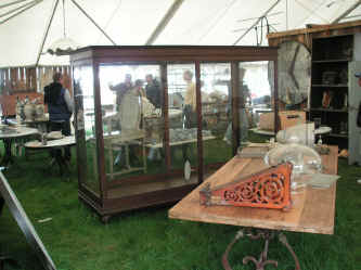 PICT0206_1200x900.jpg (212194 bytes)