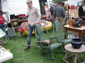 PICT0302_1200x900.jpg (248264 bytes)