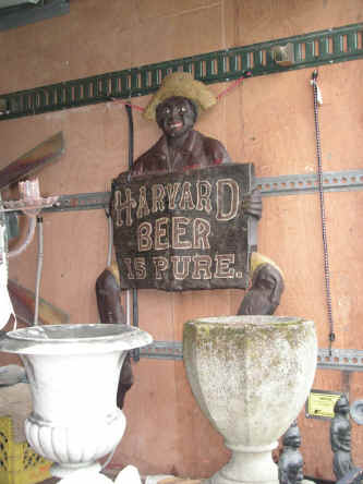 PICT0323_900x1200.jpg (183291 bytes)