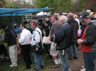 PICT0345_1200x900.jpg (207036 bytes)