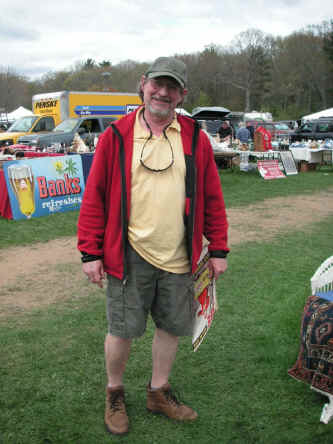 PICT0418_900x1200.jpg (200944 bytes)