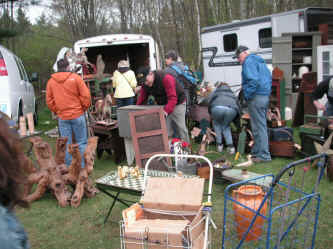 PICT0542_1200x900.jpg (243489 bytes)