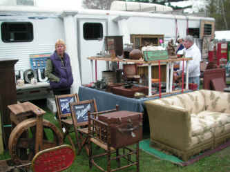 PICT0546_1200x900.jpg (193262 bytes)