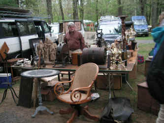 PICT0614_1200x900.jpg (242551 bytes)