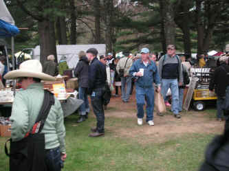 PICT0644_1200x900.jpg (209761 bytes)