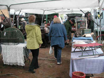 PICT0646_1200x900.jpg (241622 bytes)