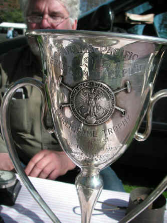 PICT0953_900x1200.jpg (176573 bytes)