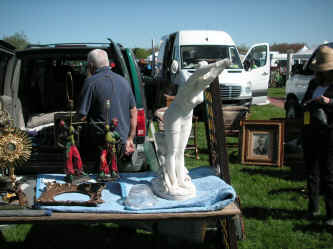 PICT0968_1200x900.jpg (205003 bytes)