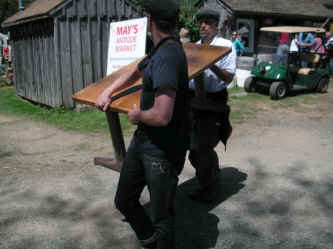 PICT1083_1200x900.jpg (187958 bytes)