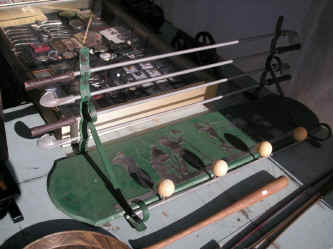 PICT1147_1200x900.jpg (193156 bytes)