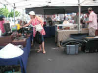 PICT7483_1600x1200.jpg (134621 bytes)