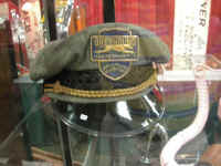 PICT7579_1600x1200.jpg (106102 bytes)