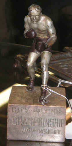 ViennaBoxer2.JPG (144352 bytes)